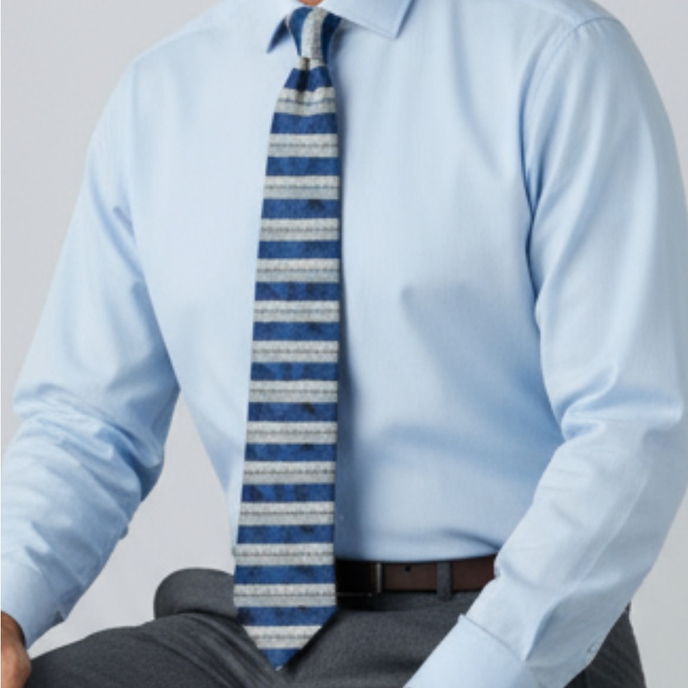 Geoffrey Beene Blue Horizontal Stripe 100% Silk Tie - 55" x 4"